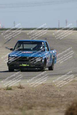 media/Sep-27-2025-24 Hours of Lemons (Sat) [[04fd3ac4ac]]/12pm (Outside Grapevine)/